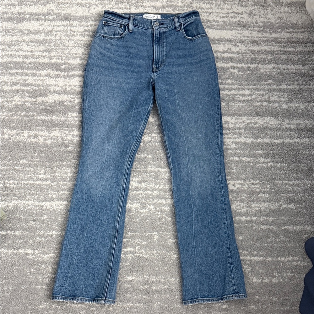 Abercrombie & Fitch ‘70s Vintage Flare Ultra High Rise size 4 Short (27)